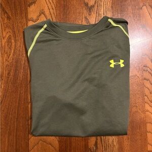 Under Armour Gray Short Sleeve Tee with Yellow Logo